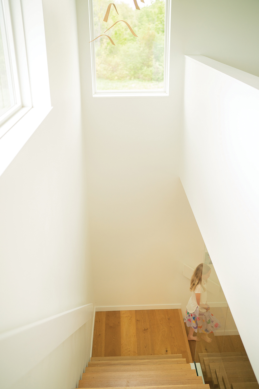 Staircase: Clean lines and ample windows at every turn.