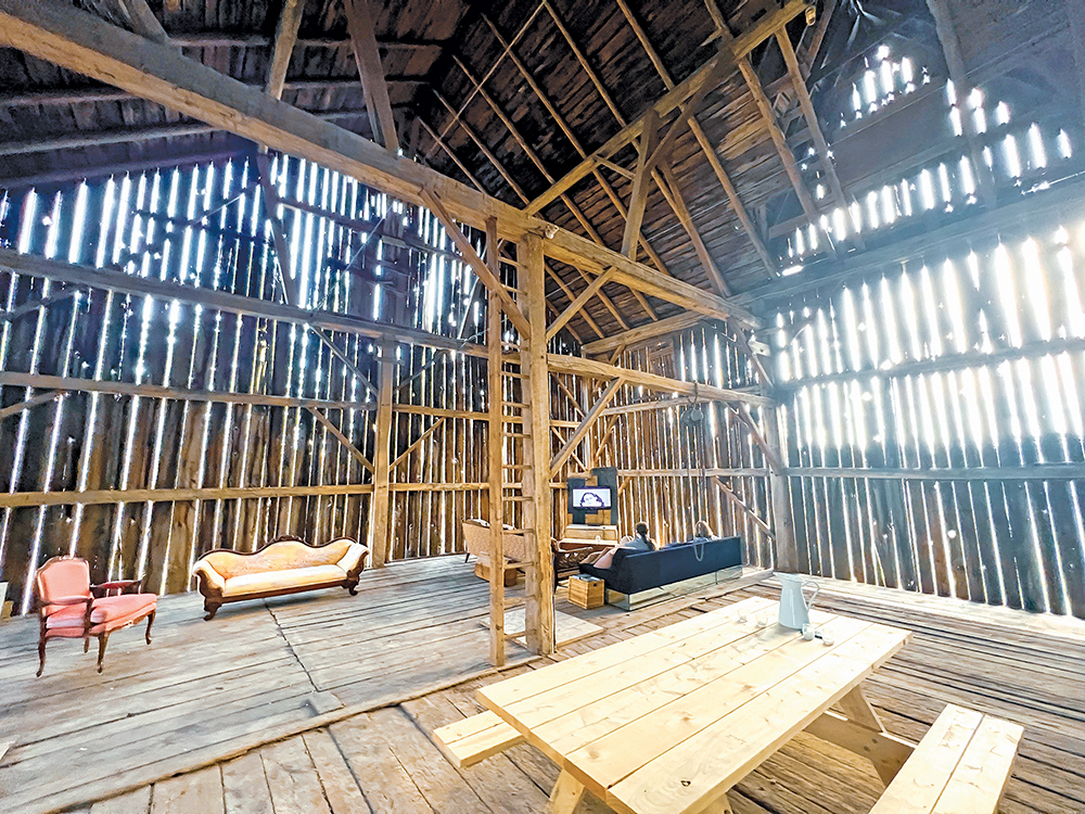 Barns also make for excellent music rehearsal and performance spaces, due to the traditional wood slat interiors that absorb, diffuse and reflect live vocals and instrumentation.